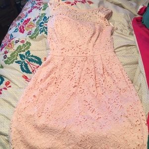 Beautiful White House black market floral lace